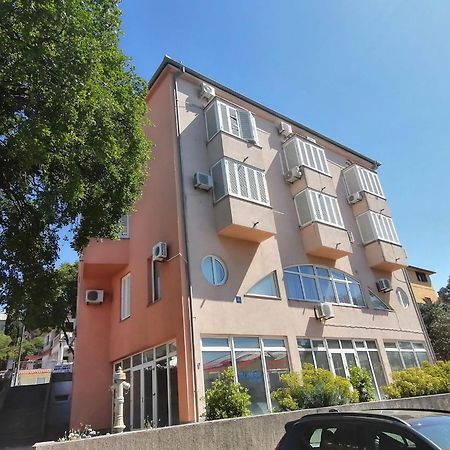 Apartment Lana Novi Vinodolski Zewnętrze zdjęcie